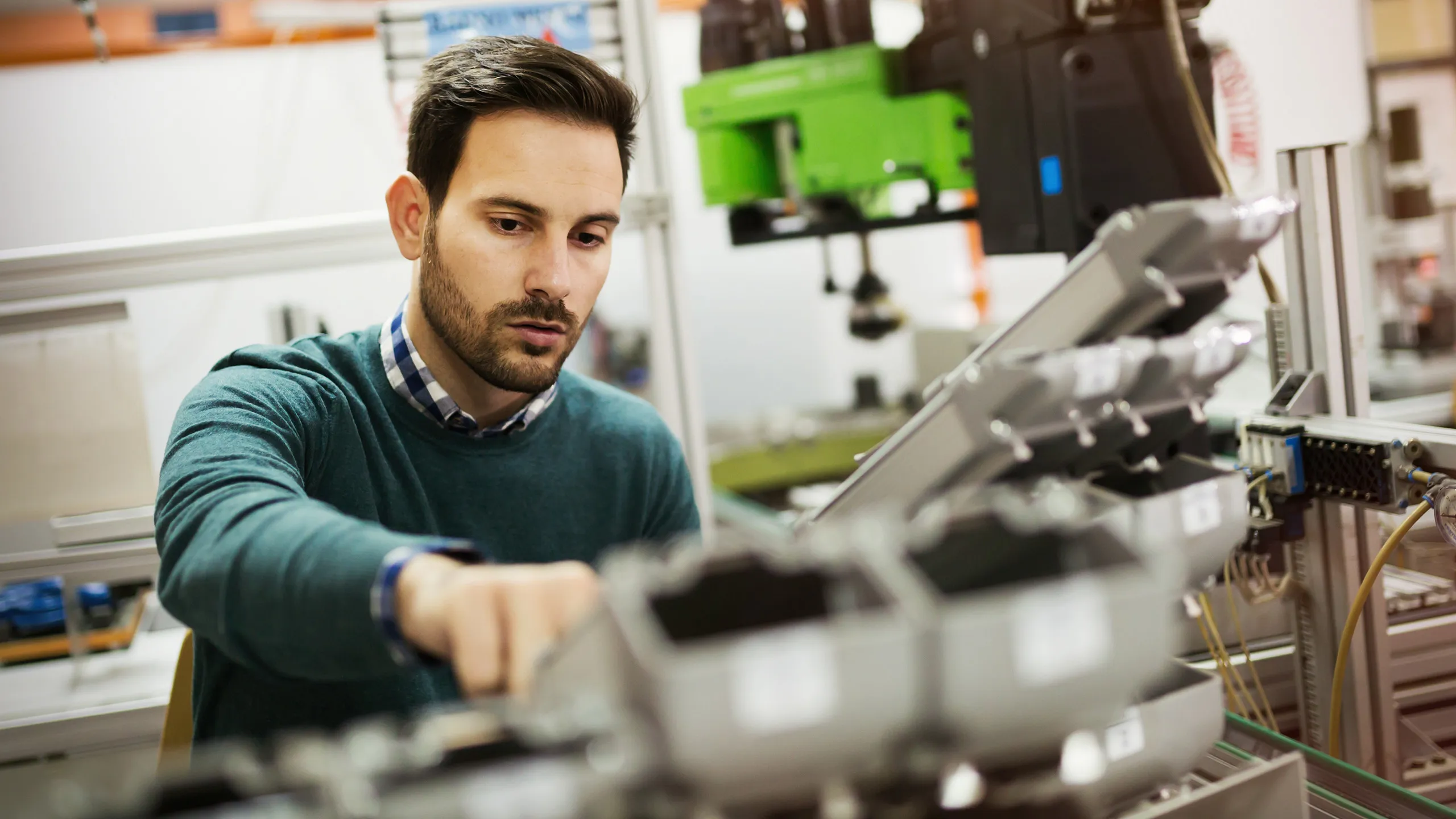 Unsere Experten haben langjährige Erfahrung in der Umsetzung von großen Digitalisierungsprojekten und schaffen es alle Beteiligten ins Boot zu holen.